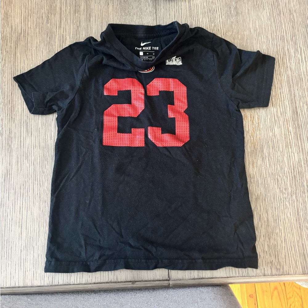 Nike Black and Red Short Sleeve Sports Tee